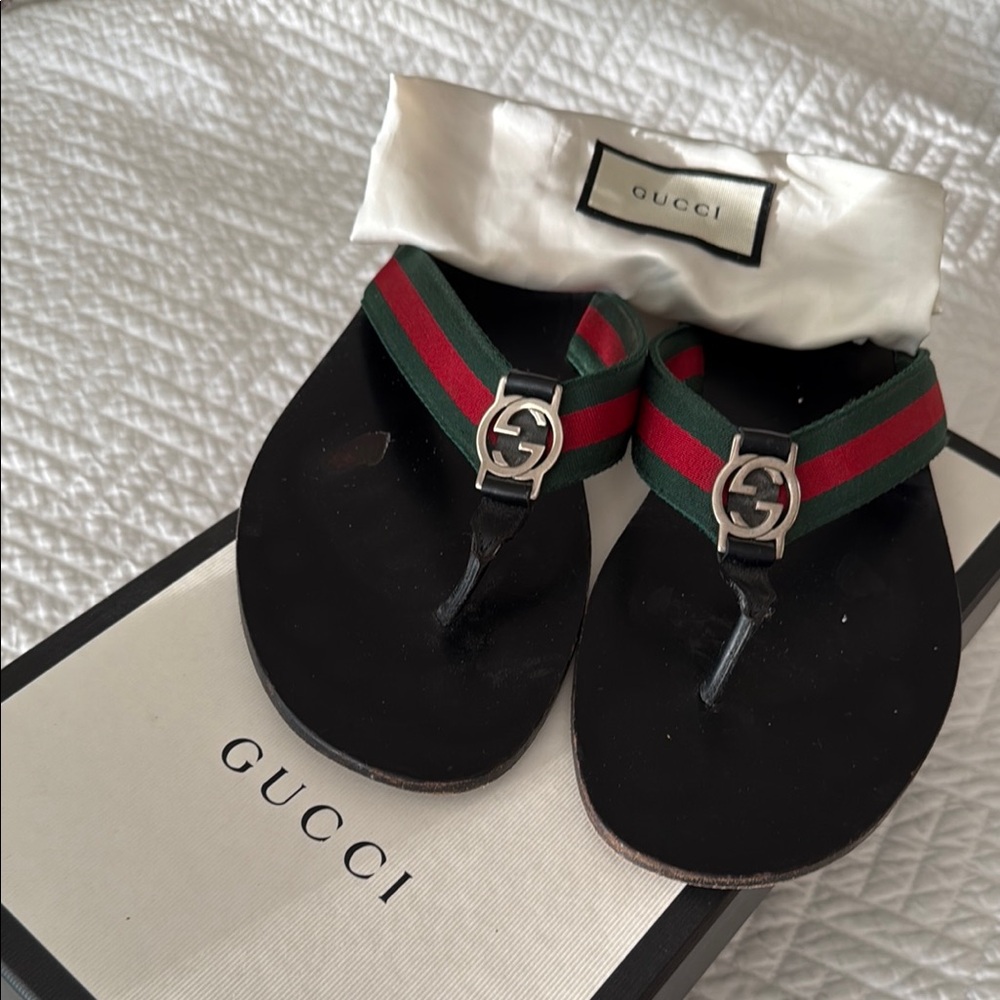 Gucci Flip-Flops with Signature Straps